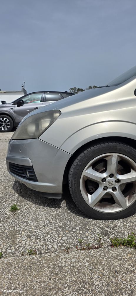 Opel Zafira 1.9 CDTI Cosmo - 2