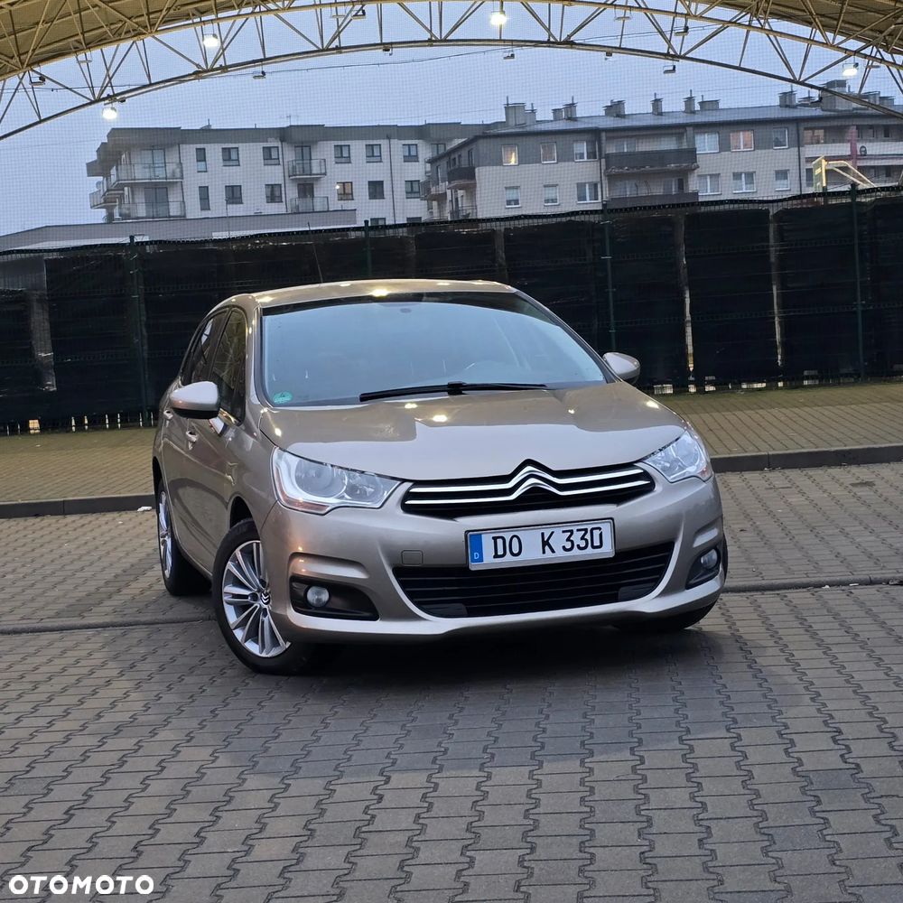 Citroën C4 VTi 120 Exclusive - 4