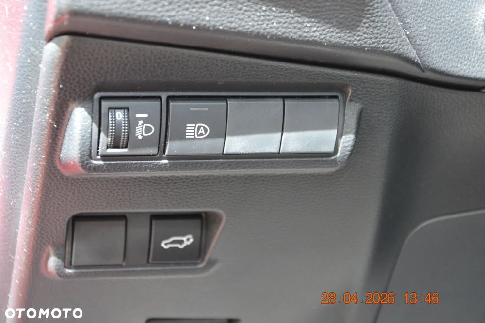 Toyota Corolla Cross 2.0 Hybrid Style - 17