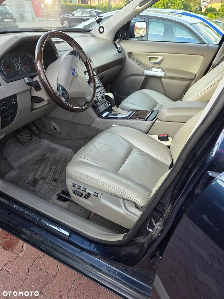Volvo XC 90 2.4 D5 - 8