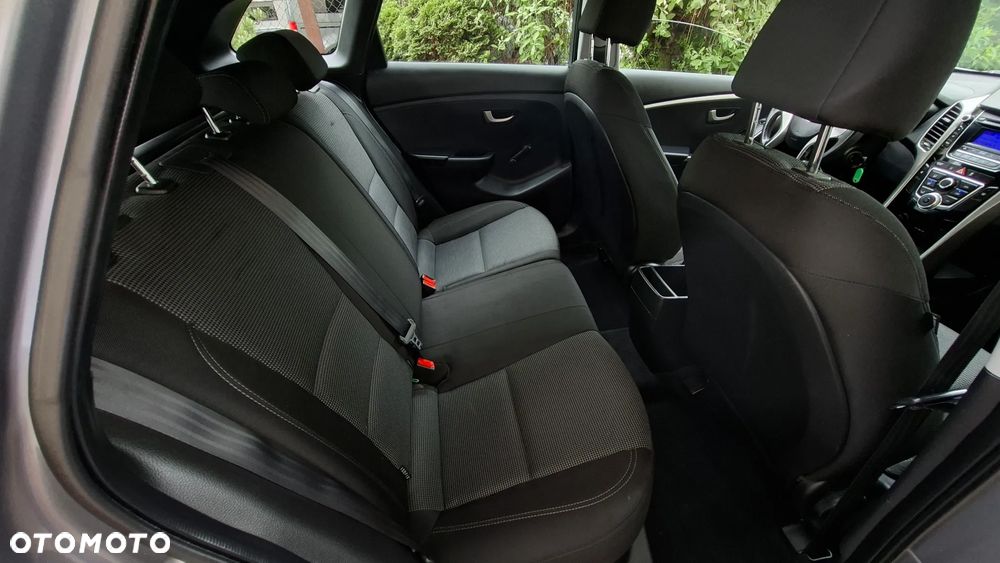 Hyundai i30 1.4 CRDi Comfort - 19