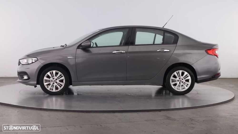 Fiat Tipo Sedan 1.3 M-Jet Easy J17 - 17