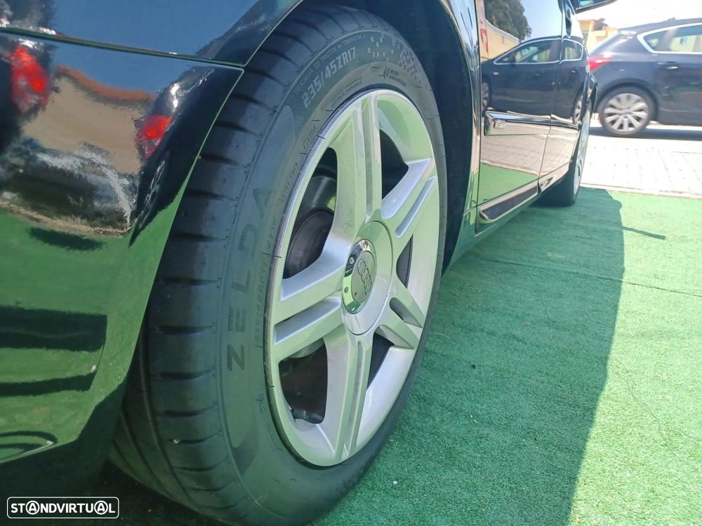 Audi A4 2.0 TDI S-line - 10