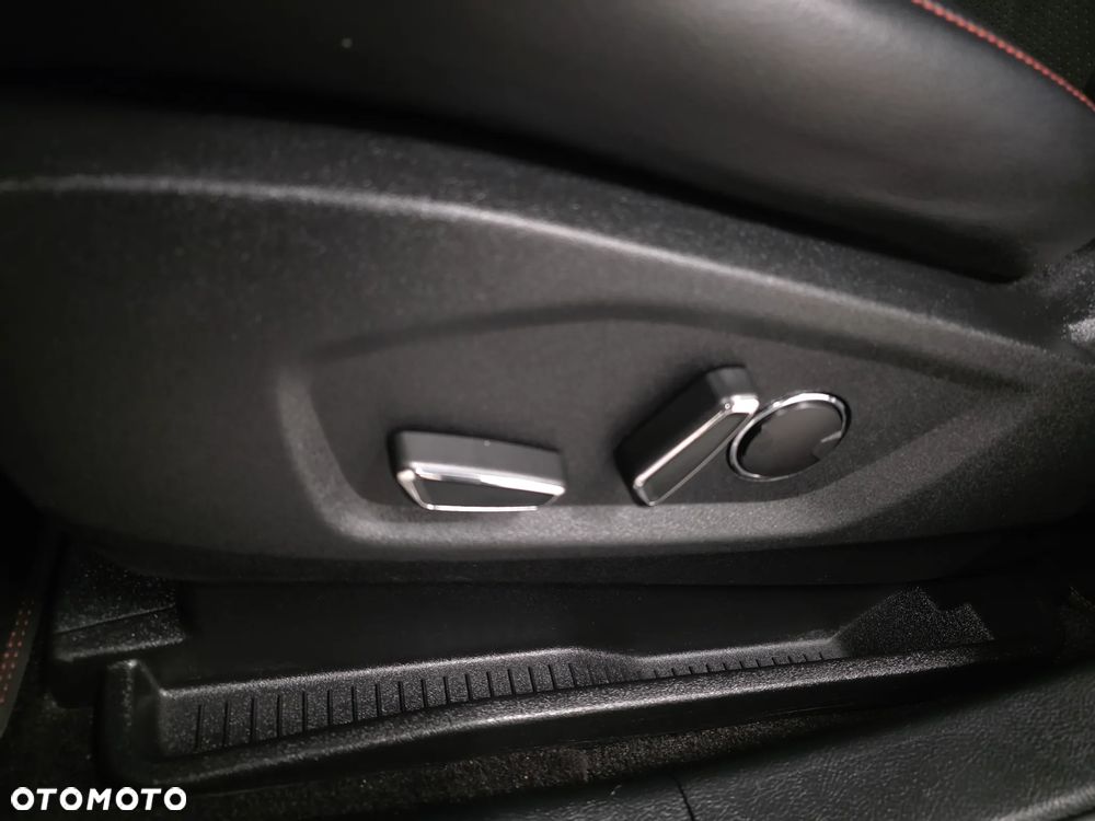 Ford Edge 2.0 EcoBlue Twin-Turbo 4WD ST-Line - 21