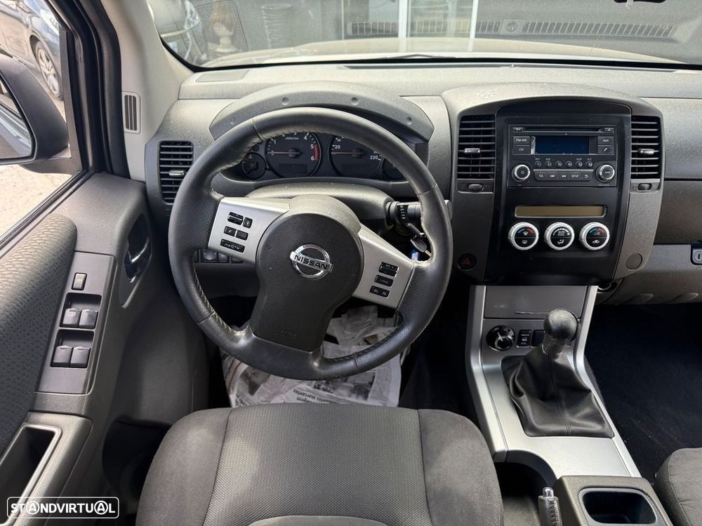 Nissan Navara 2.5 dCi KC SE 4WD - 23