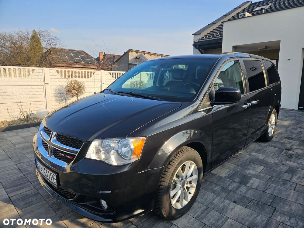 Dodge Grand Caravan 3.6 R/T - 1