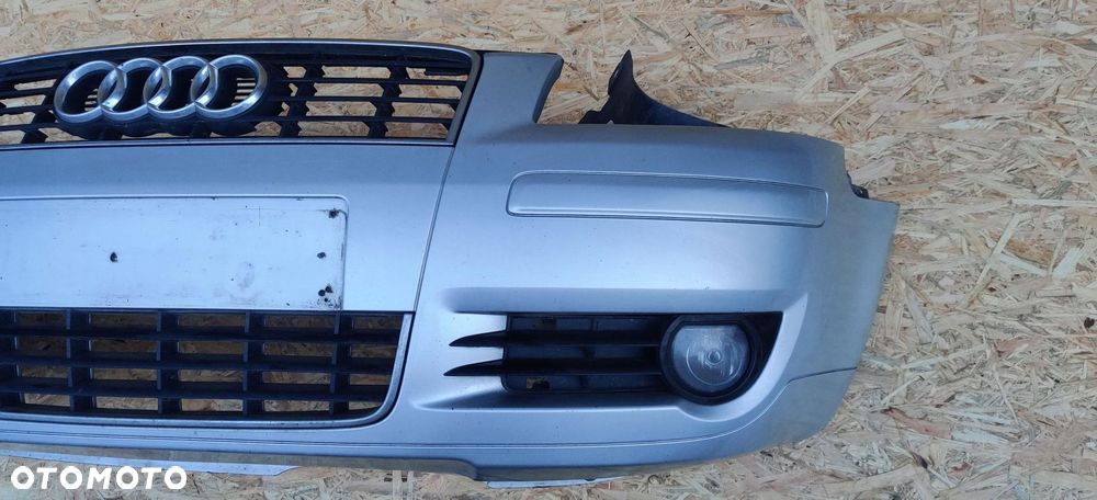 ZDERZAK PRZEDNI PRZÓD AUDI A3 8P MAŁY GRILL - 2