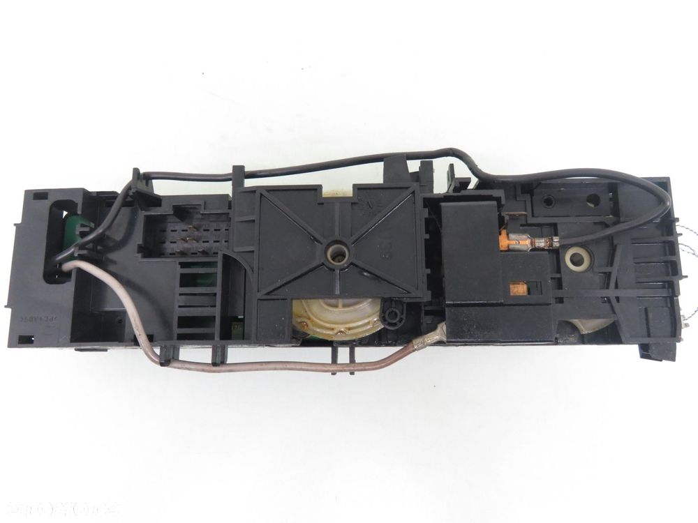 PANEL NAWIEWU Z AC MERCEDES VITO (638) A0008306185KZ 5HB00805706 - 3