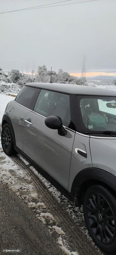 MINI 3 Portas One D - 4