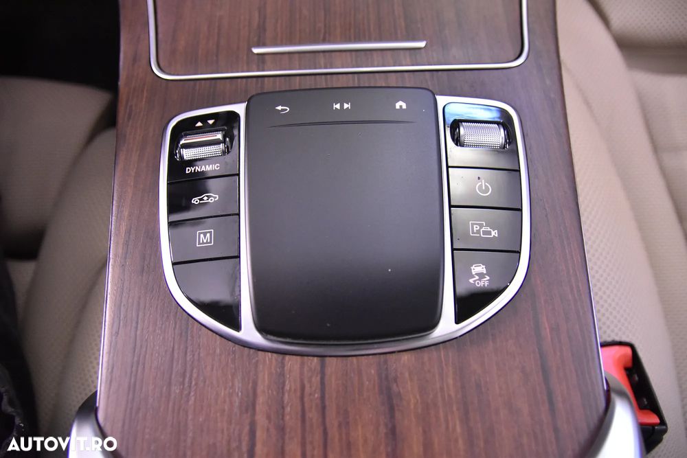 Mercedes-Benz GLC 300 e 4MATIC - 17