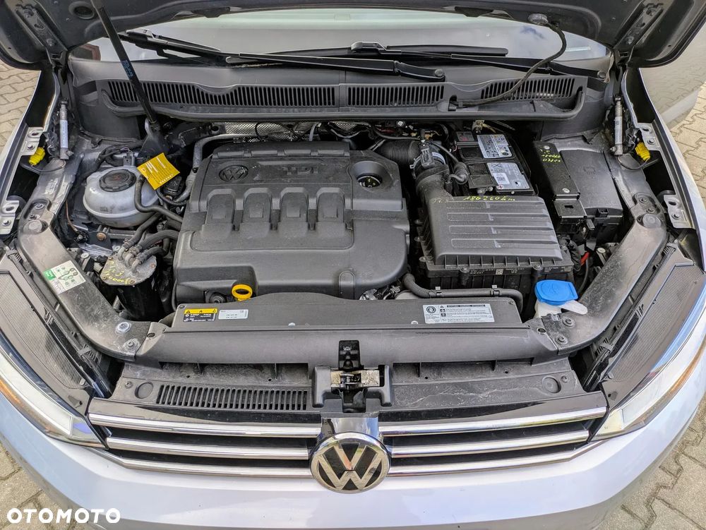 Volkswagen Touran 1.6 TDI SCR (BlueMotion Technology) SOUND - 37