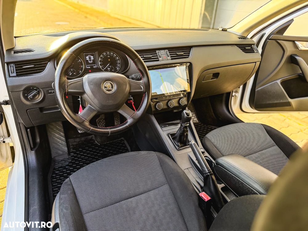 Skoda Octavia 1.2 TSI AMBITION - 18