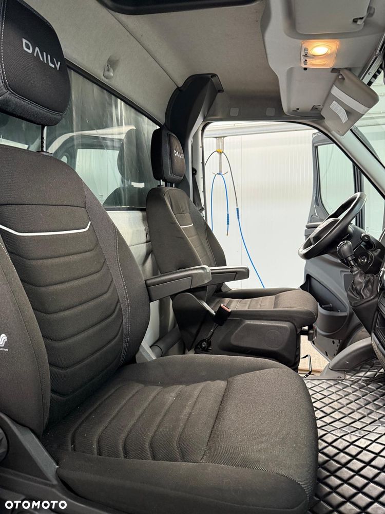 Iveco DAILY 35S18 - 10