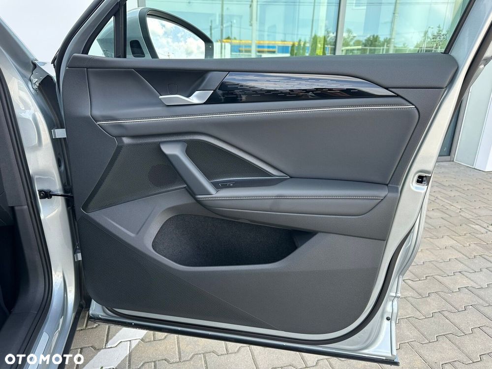 Volkswagen Tayron 1.5 eTSI mHEV Elegance DSG - 18