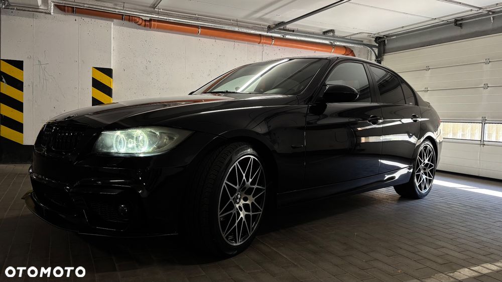 BMW Seria 3 325xi - 4