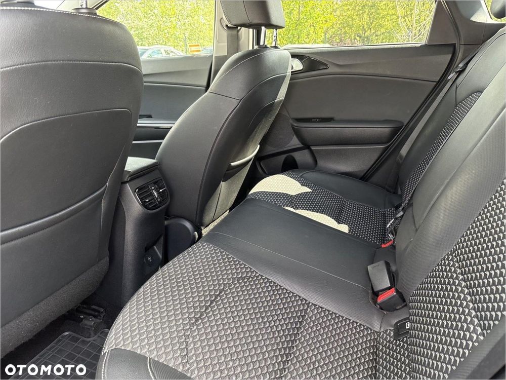 Kia Ceed 1.5 T-GDI L DCT - 14