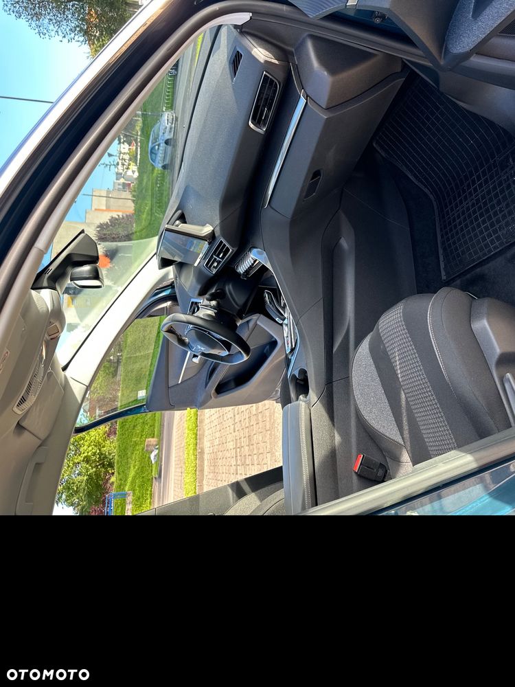Peugeot 3008 1.2 PureTech Allure Pack S&S EAT8 - 17
