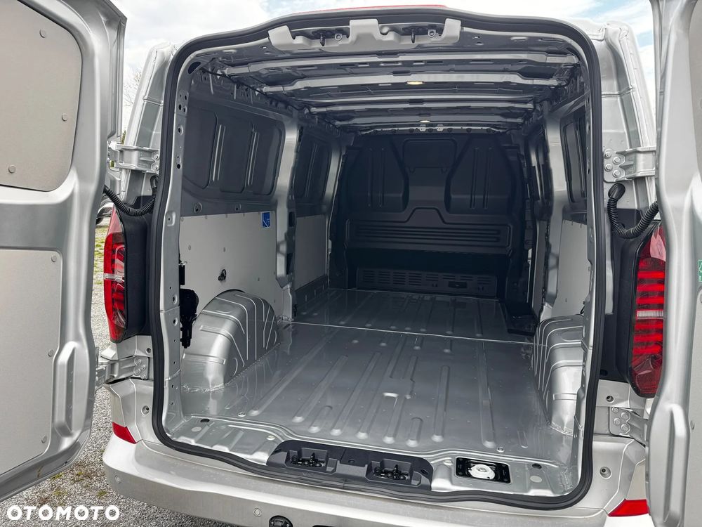 Volkswagen Nowy Transporter Furgon - 5