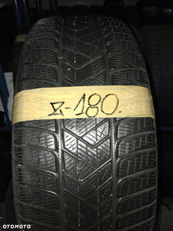 235/60/18 103H 1szt Pirelli Scorpion Winter