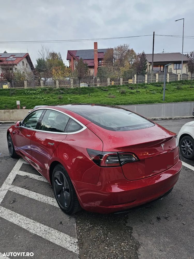 Tesla Model 3 - 2