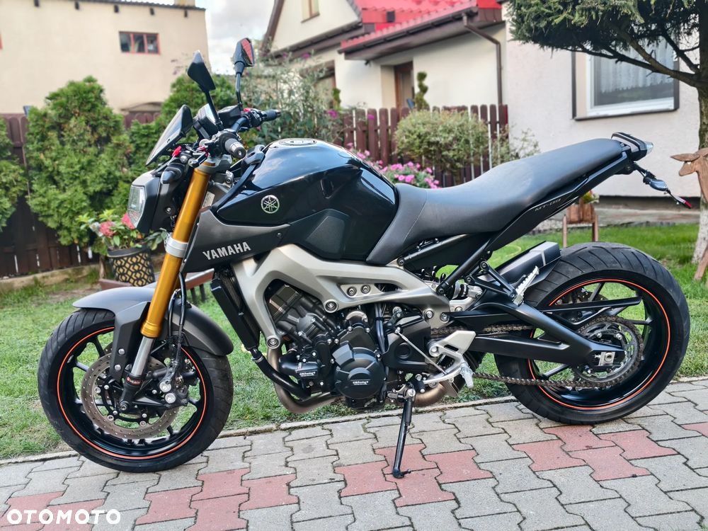 Yamaha MT - 17