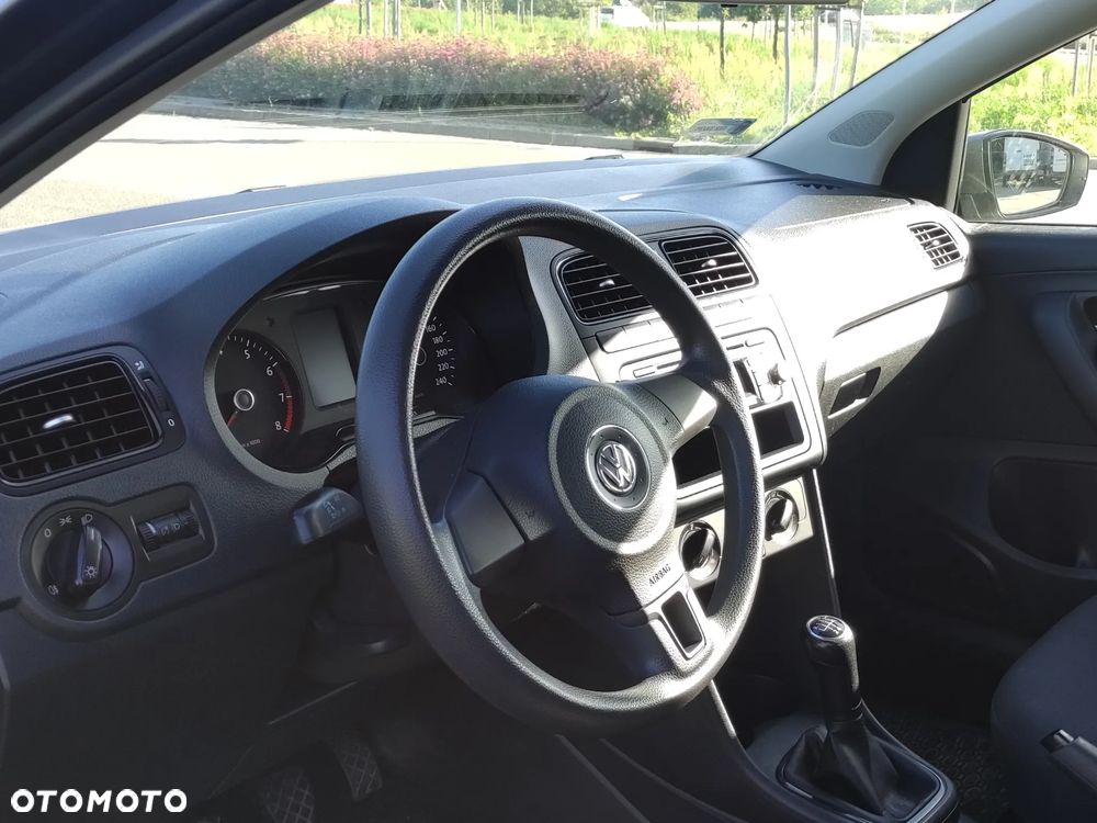 Volkswagen Polo 1.2 Trendline - 2