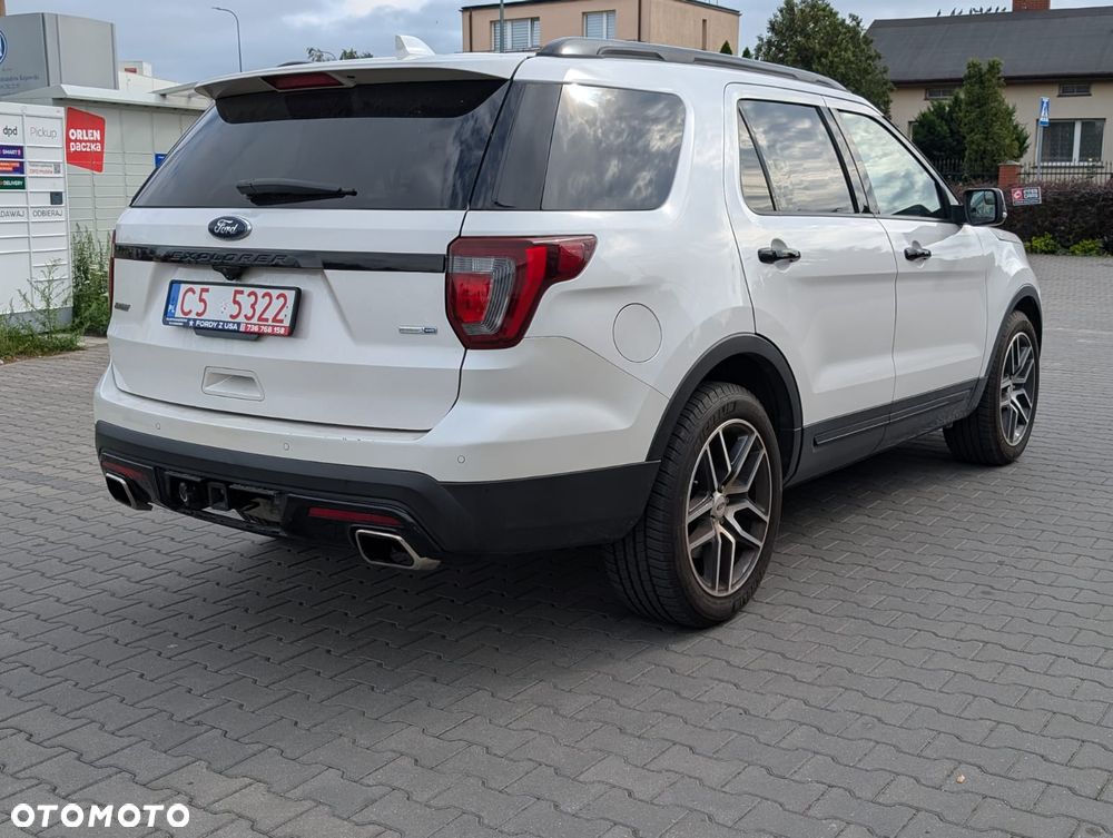 Ford Explorer - 15