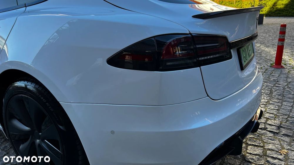 Tesla Model S Long Range - 27