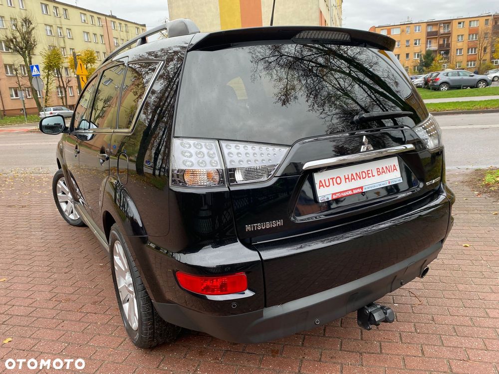 Mitsubishi Outlander 2.0 Intense + 2WD CVT - 26