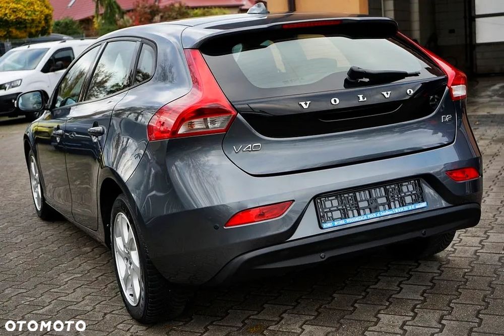 Volvo V40 D2 - 4