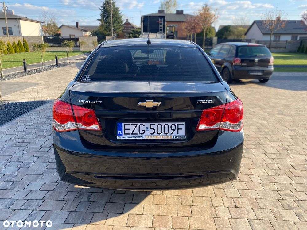 Chevrolet Cruze 1.8 LT - 19