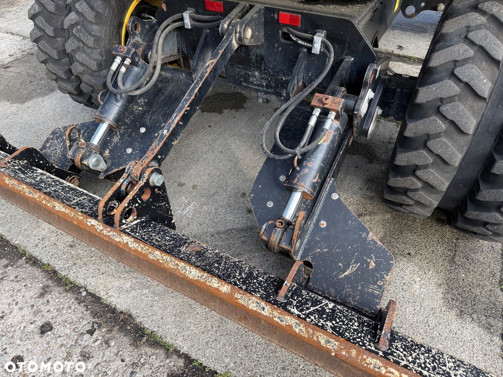 Yanmar Koparka kołowa B95W - 23
