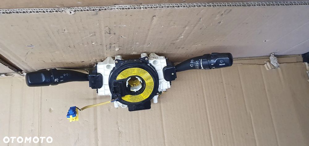 Manetki przełącznik zespolony pająk taśma Kia Sorento I - 2