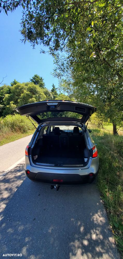 Nissan Qashqai+2 2.0 dCi DPF "All Mode 4x4" Acenta - 24