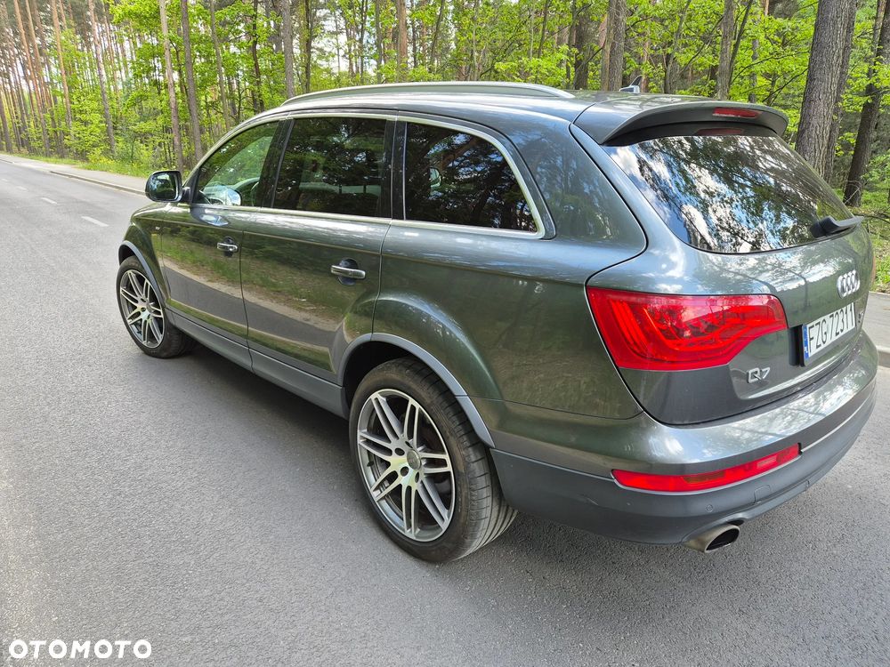 Audi Q7 - 2