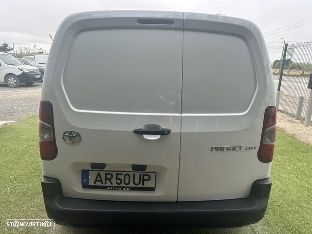 Toyota PROACE CITY 3 LUG. CX.6V. - 6