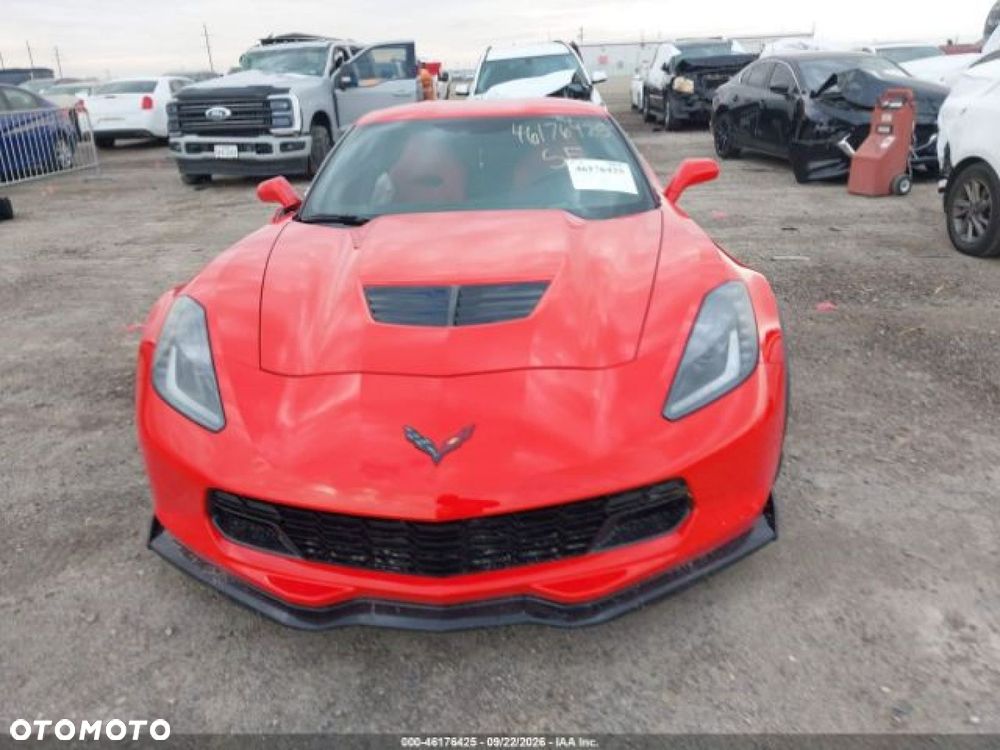 Chevrolet Corvette - 5