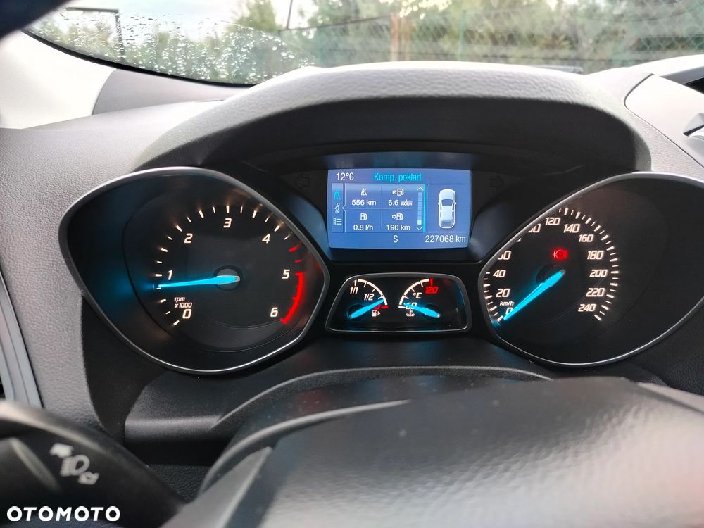 Ford Kuga 2.0 TDCi 4x4 Trend - 23