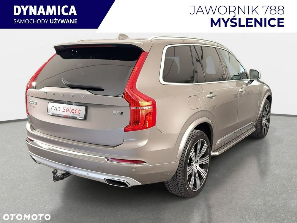 Volvo XC 90 - 9