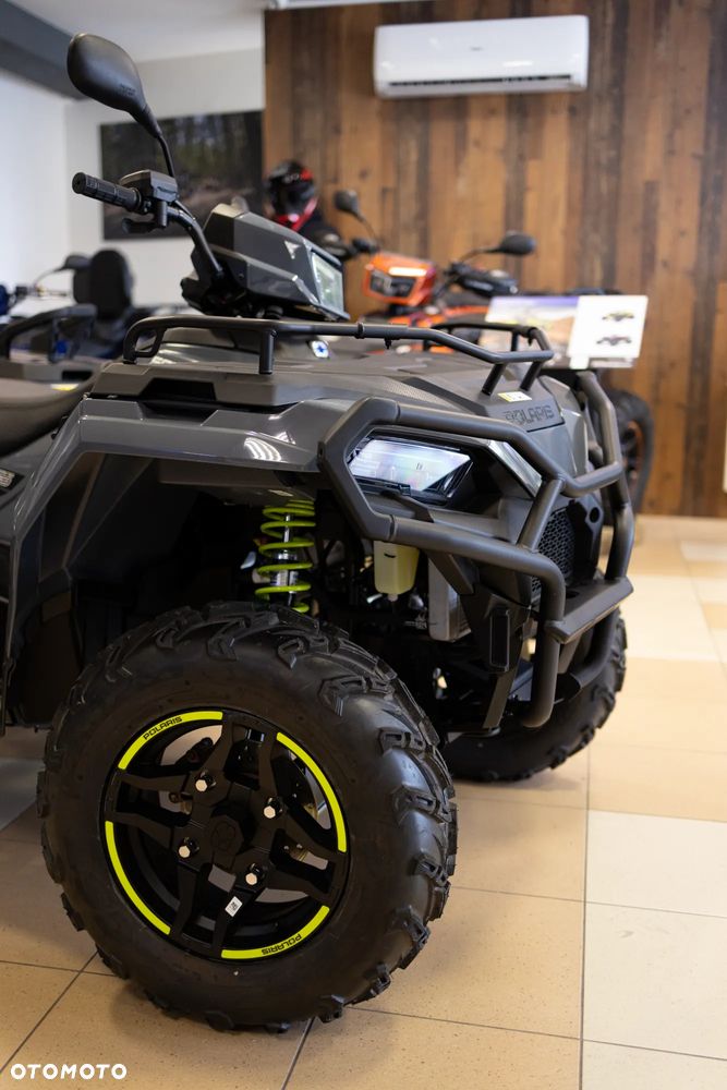 Polaris Sportsman - 4