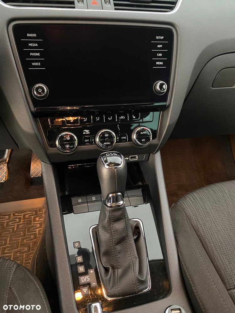 Skoda Octavia 2.0 TDI Style DSG - 13