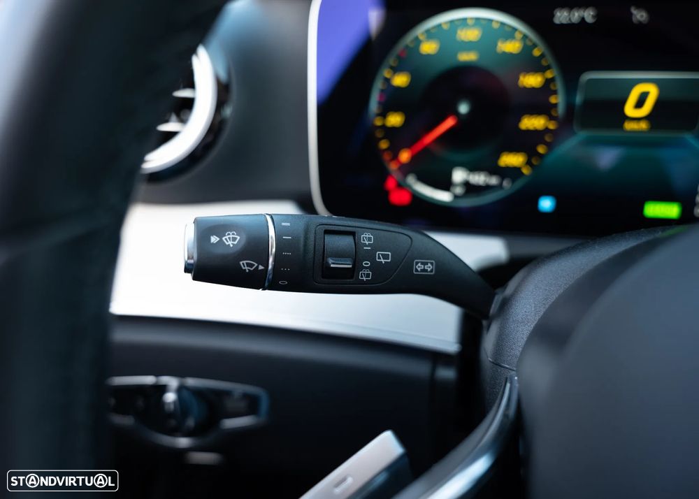Mercedes-Benz E 300 de 4Matic 9G-TRONIC - 18