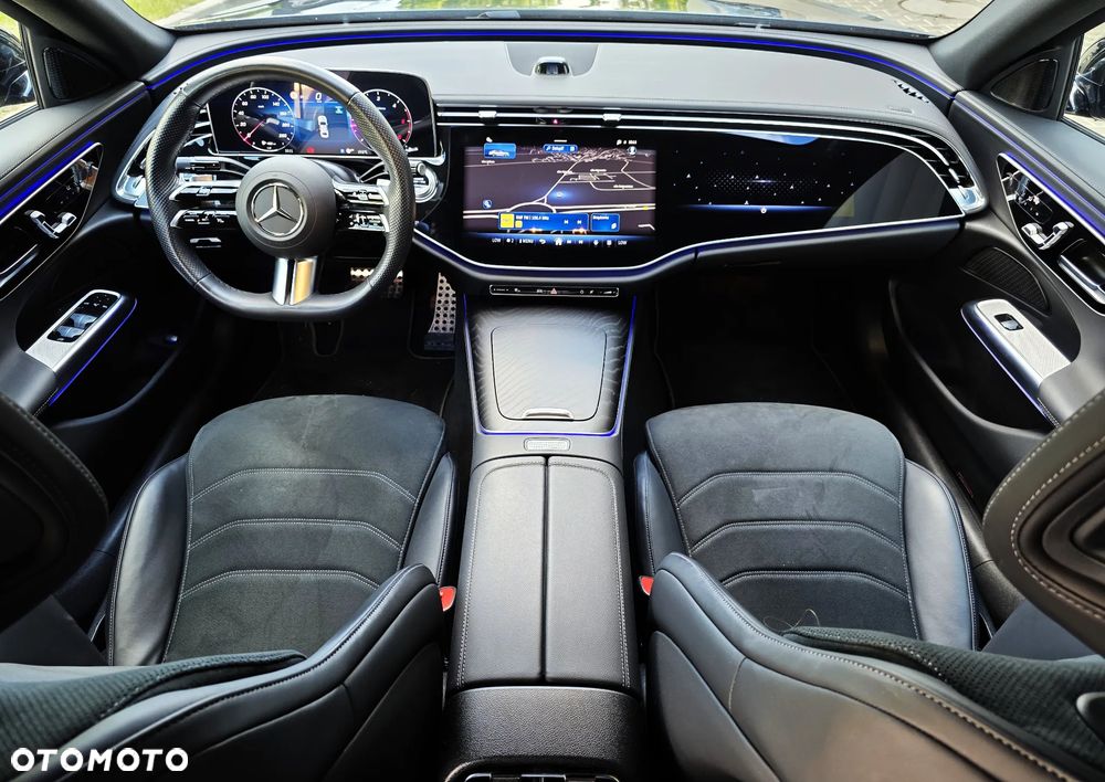 Mercedes-Benz Klasa E 220 d mHEV 4-Matic AMG 9G-Tronic - 11