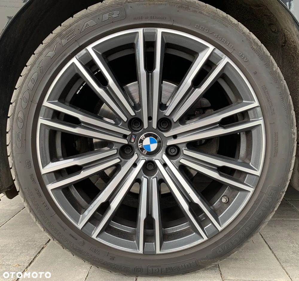 BMW Seria 3 320d xDrive M Sport - 19