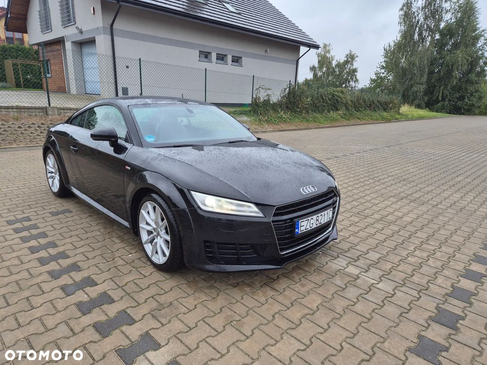 Audi TT S Coupé - 3