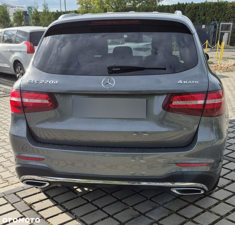 Mercedes-Benz GLC - 6