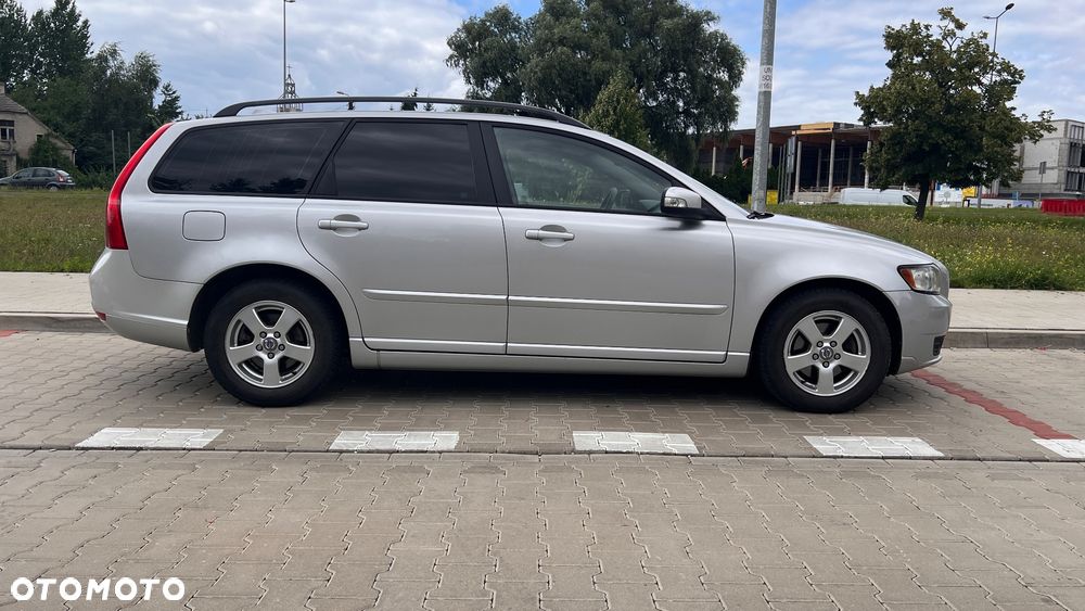 Volvo V50 1.6D DPF Kinetic - 3