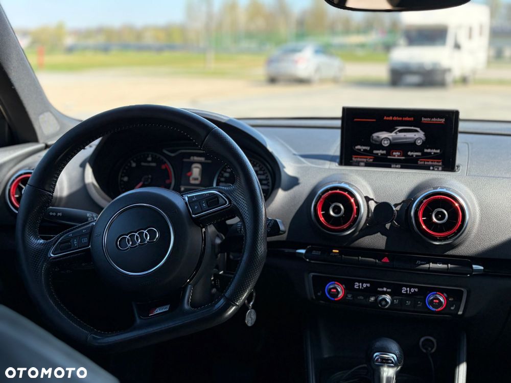 Audi A3 Sportback 2.0 TDI clean diesel Quattro Ambiente S tronic - 15