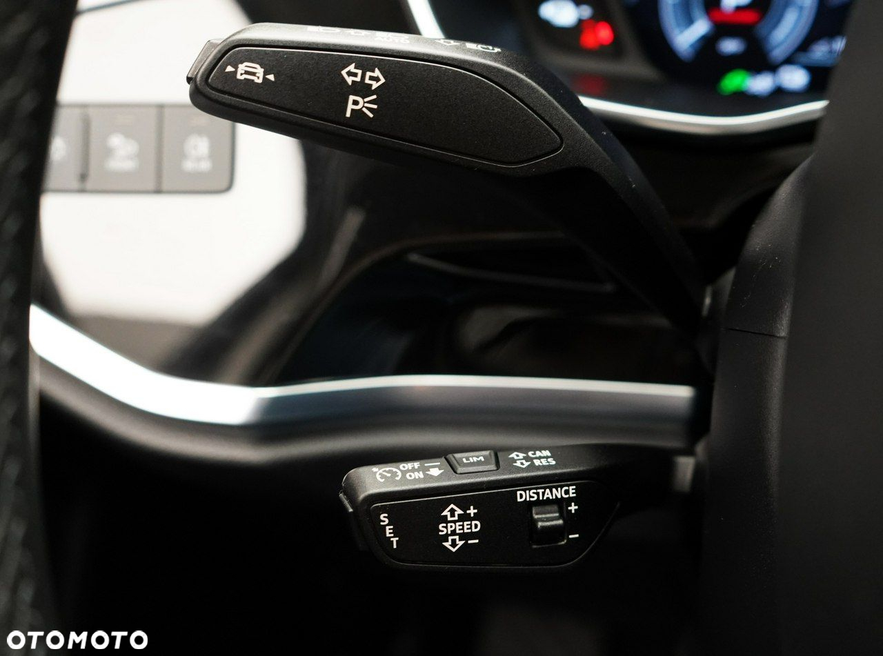 Audi Q3 - 30