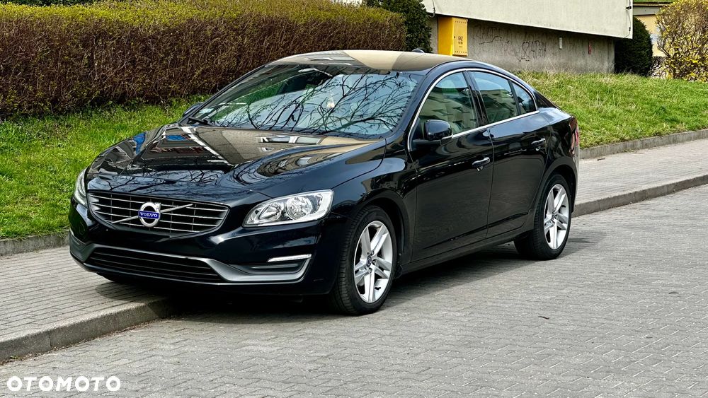 Volvo S60 D4 Momentum - 1